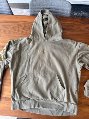 Noah Kahan concert Olive Green Hoodie Sweatshirt